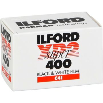 Ilford XP2 Super Melnbaltā foto filma 135/24 kadri ISO400